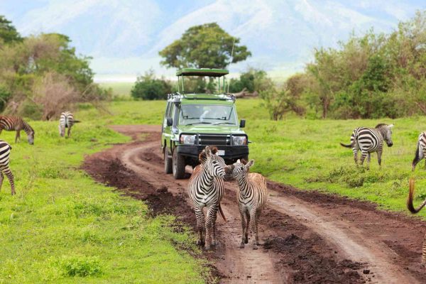 KENYA MISSION TRIP – 13 DAYS OF FAITH, SERVICE & ADVENTURE – MISSION TRIP